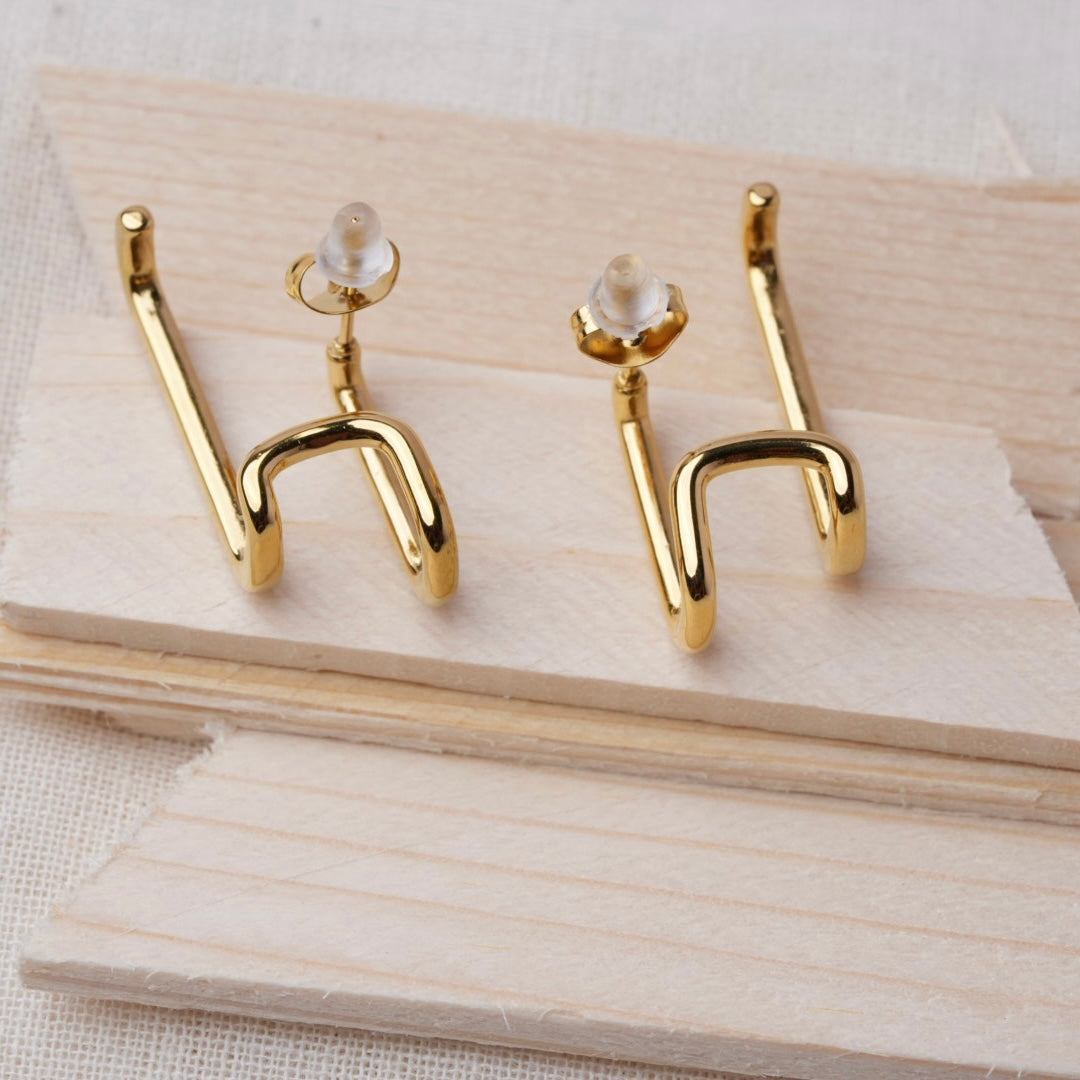 The Linear Pavé Jacket Studs