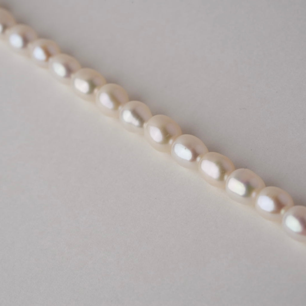 The Étoile Pearl Drop Necklace