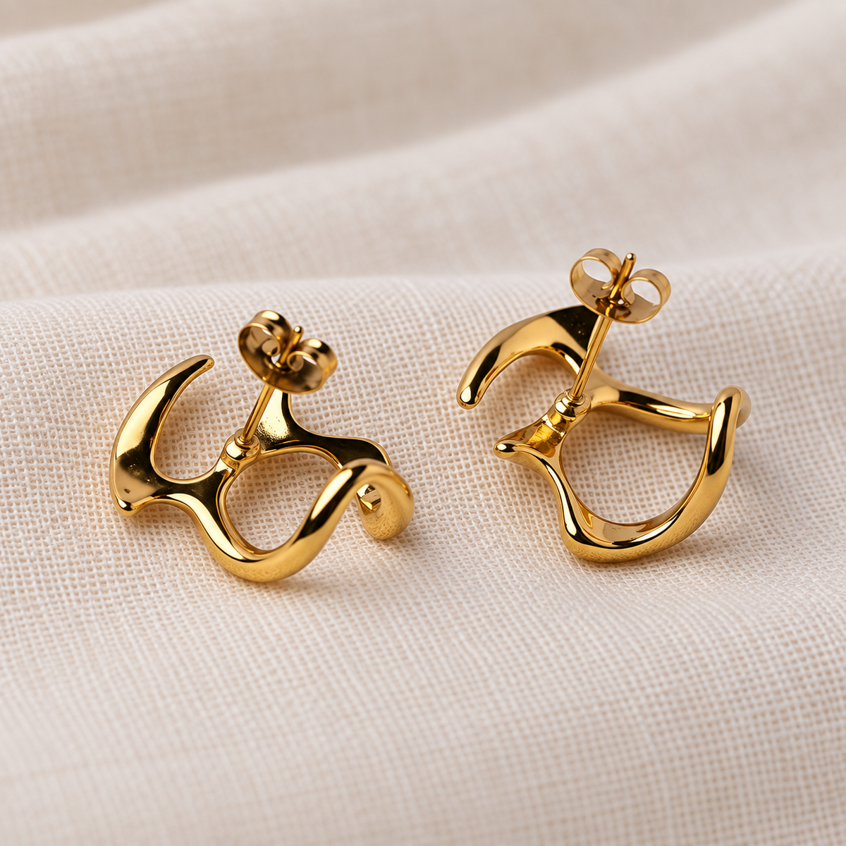The Molten Frame Studs