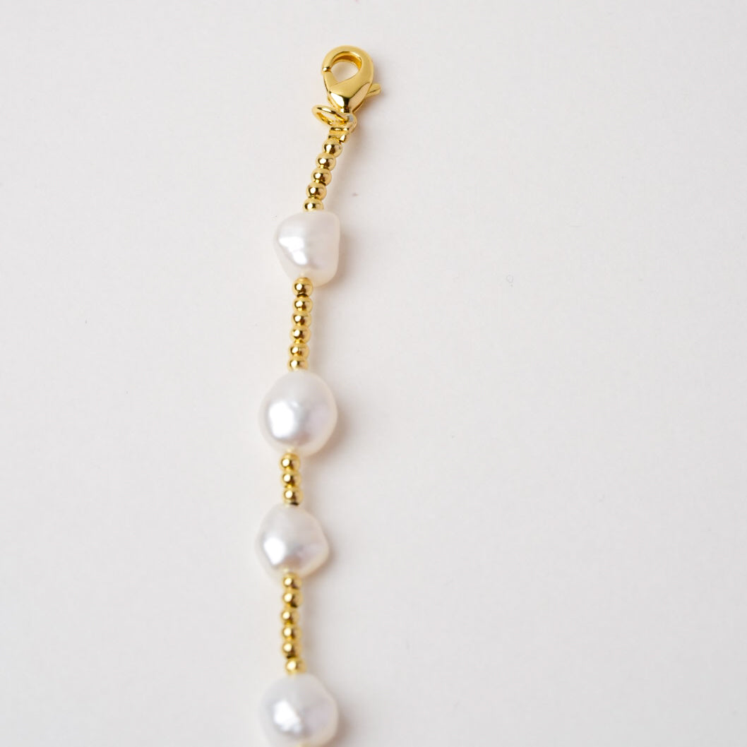 The Aurelia Freshwater Pearl Strand