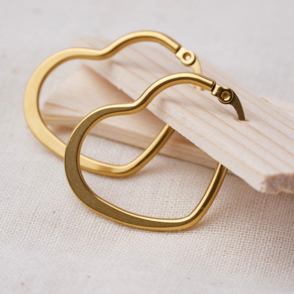 The Amora Heart Hoops