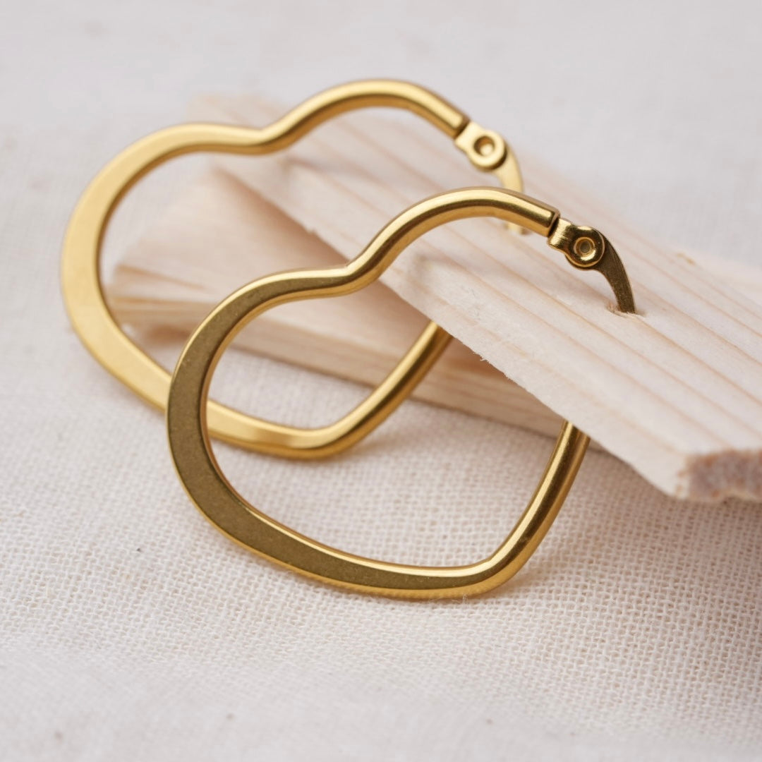 The Amora Heart Hoops