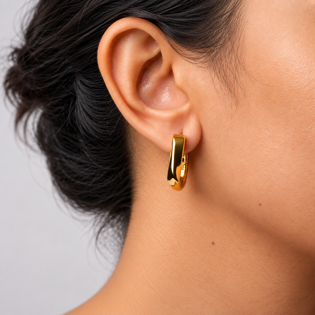 The Twisted Square Hoops