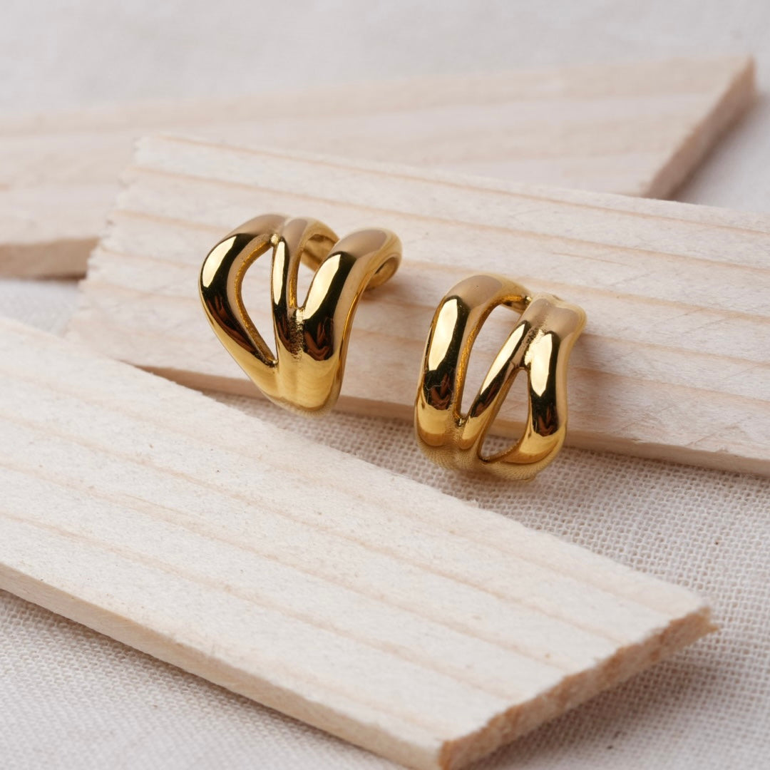 The Sculpted Ribbon Studs